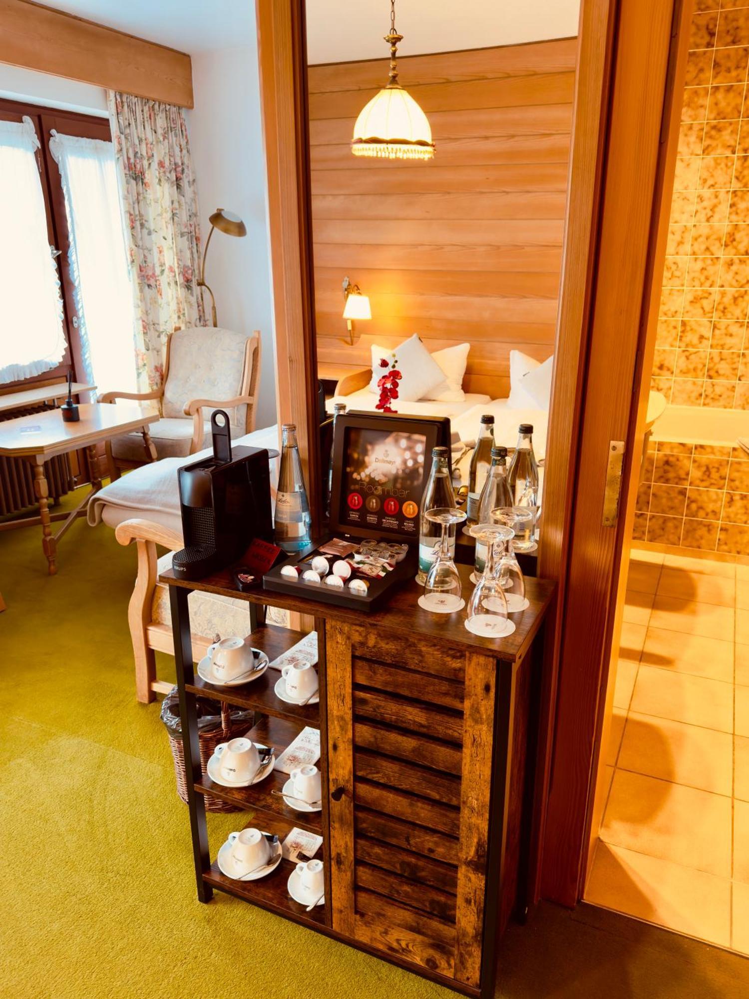 Münstertal Hotel Restaurant Adler Stube מראה חיצוני תמונה